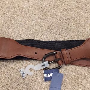 Brown and black elastic waist belt